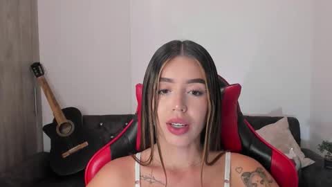  zoee jackson online show from 14, 9, 2025