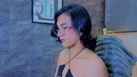 Snapshot of zoee_kiss_ chatting on 22, 5, 2026 ZOE online show from 22, 5, 2026