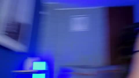 Snapshot of zoee_kiss_ chatting on 24, 5, 2026 ZOE online show from 24, 5, 2026