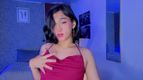 Snapshot of zoee_kiss_ chatting on 7, 6, 2026 ZOE online show from 7, 6, 2026