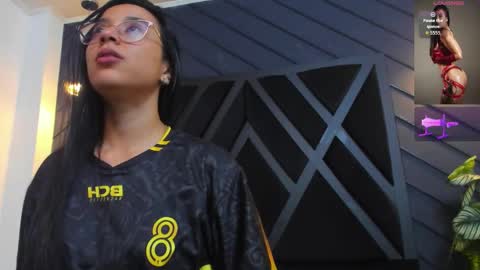 Zoe 3 online show from 16, 10, 2025