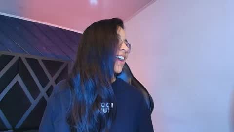 Zoe 3 online show from 19, 4, 2026