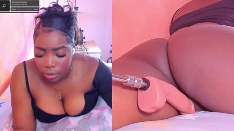 Snapshot of zoeethompson_cm chatting on 26, 5, 2026 online show from 26, 5, 2026