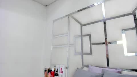 ZoeSwam online show from 29, 4, 2026