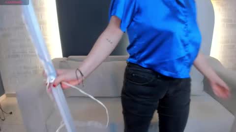 Zoey Walker online show from 20, 10, 2025