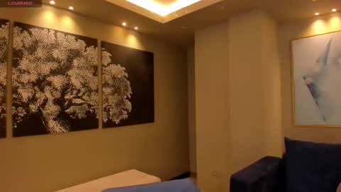 Zoey Walker online show from 20, 11, 2025