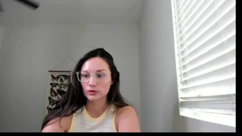 Snapshot of zoiebutterfly chatting on 11, 6, 2026 Zoie online show from 11, 6, 2026