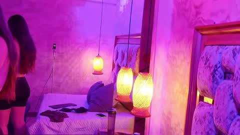 zoley  online show from 3, 11, 2025