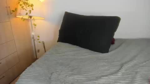 zooe online show from 1, 10, 2025