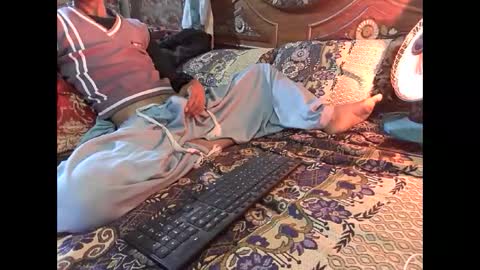 zoyakhan803 online show from 4, 2, 2026