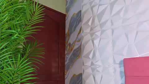 zully_fox online show from 11, 6, 2026