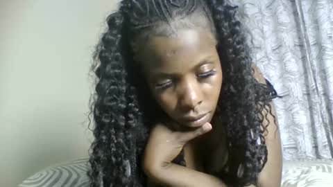 Snapshot of zurivelvetstudio chatting on 15, 1, 2026 zurivelvetstudio online show from 15, 1, 2026