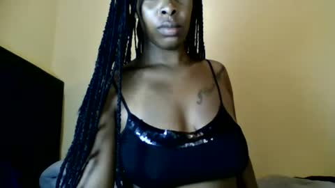 zurivelvetstudio online show from 12, 6, 2026