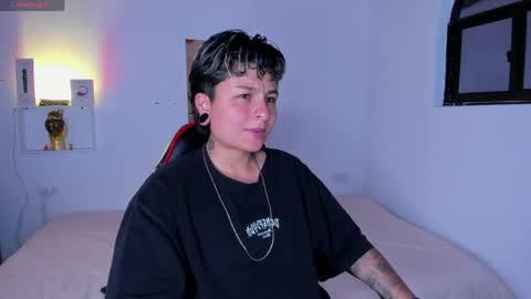 Snapshot of zuryramirez_ chatting on 8, 6, 2026 Zury Ramirez online show from 8, 6, 2026