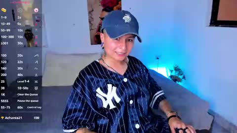 Snapshot of zuryramirez_ chatting on 25, 6, 2026 Zury Ramirez online show from 25, 6, 2026