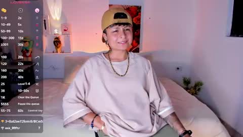 Snapshot of zuryramirez_ chatting on 4, 7, 2026 Zury Ramirez online show from 4, 7, 2026