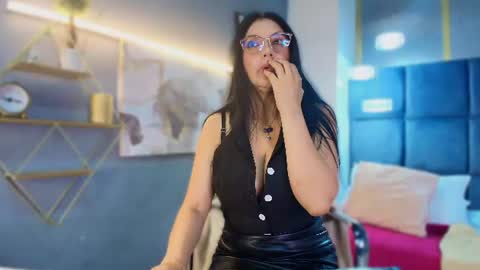 Zuzana21 online show from 12, 6, 2026