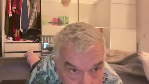Snapshot of zwickauer1969 chatting on 17, 5, 2026 zwickauer1969 online show from 17, 5, 2026