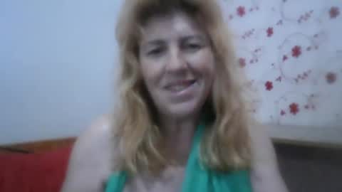 KissmemyLove online show from 25, 7, 2026