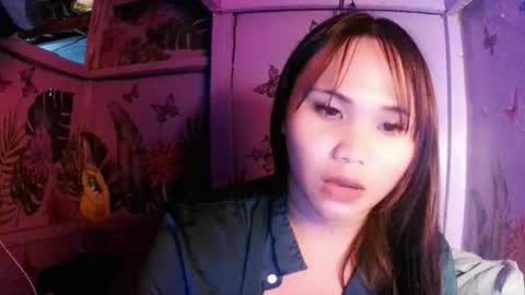 zylia_elisesquirt online show from 25, 7, 2026
