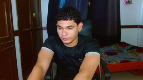 Snapshot of zyrosxk chatting on 1, 6, 2026 antonio felipe online show from 1, 6, 2026