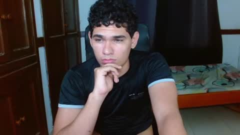 Snapshot of zyrosxk chatting on 18, 6, 2026 antonio felipe online show from 18, 6, 2026