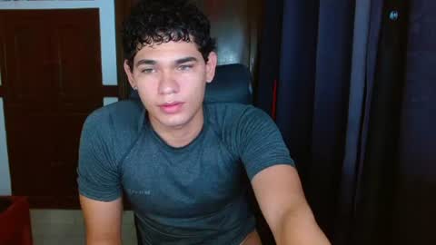 Snapshot of zyrosxk chatting on 25, 6, 2026 antonio felipe online show from 25, 6, 2026