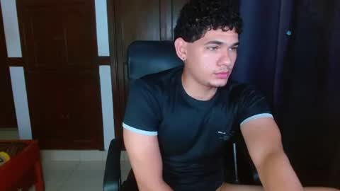 Snapshot of zyrosxk chatting on 10, 7, 2026 antonio felipe online show from 10, 7, 2026
