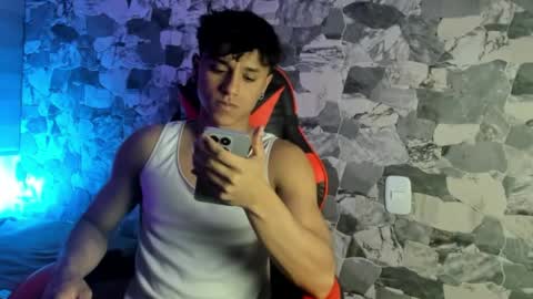 zyzz_1812 online show from 2, 4, 2026