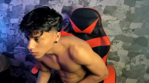 Snapshot of zyzz_1812 chatting on 23, 5, 2026 zyzz_1812 online show from 23, 5, 2026