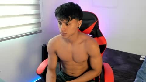 Snapshot of zyzz_1812 chatting on 5, 6, 2026 zyzz_1812 online show from 5, 6, 2026