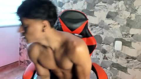 Snapshot of zyzz_1812 chatting on 31, 7, 2026 zyzz_1812 online show from 31, 7, 2026