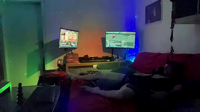 Snapshot of davidgntxxxxx chatting on 18, 9, 2025 davidgntxxxxx online show from 18, 9, 2025