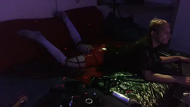 Snapshot of davidgntxxxxx chatting on 16, 10, 2025 davidgntxxxxx online show from 16, 10, 2025