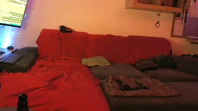 Snapshot of davidgntxxxxx chatting on 23, 11, 2025 davidgntxxxxx online show from 23, 11, 2025