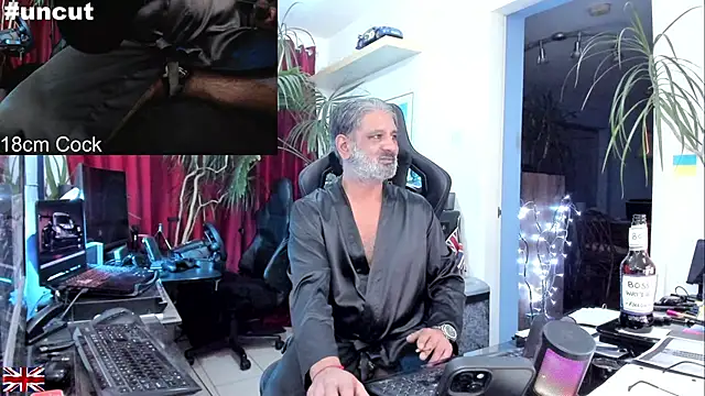 OnlineBossUK online show from 5, 10, 2025