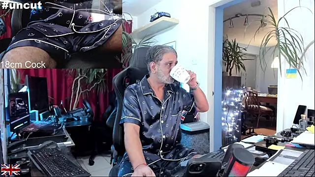 OnlineBossUK online show from 9, 10, 2025