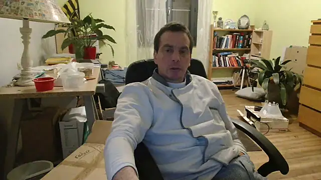 Snapshot of cloupefun chatting on 18, 1, 2025 cloupefun online show from 18, 1, 2025