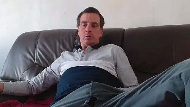 Snapshot of cloupefun chatting on 15, 11, 2025 cloupefun online show from 15, 11, 2025