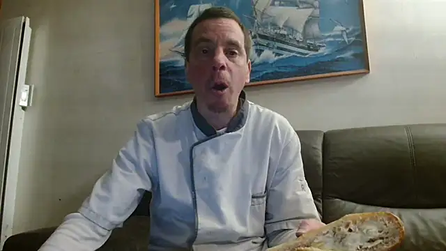 Snapshot of cloupefun chatting on 3, 2, 2026 cloupefun online show from 3, 2, 2026