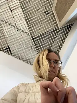 angelmommu online show from 2, 2, 2025