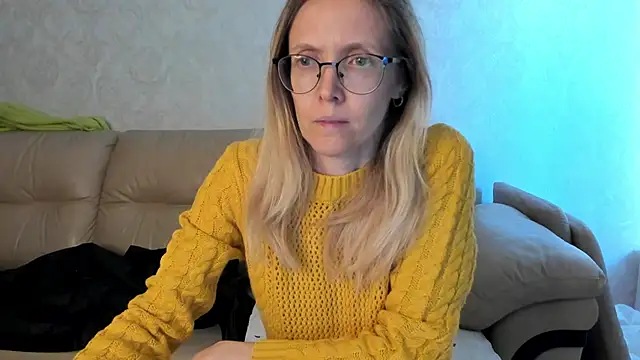 angelmommu online show from 26, 2, 2025