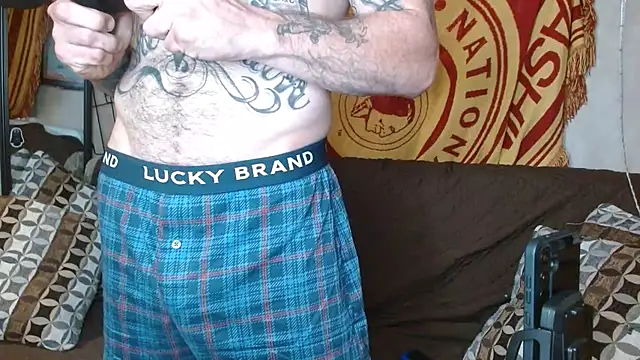 DADDY KANE8--- online show from 15, 2, 2025