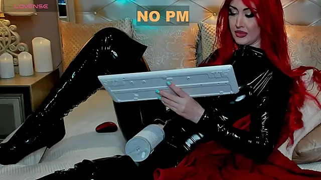EvaDominatrix online show from 23, 9, 2025