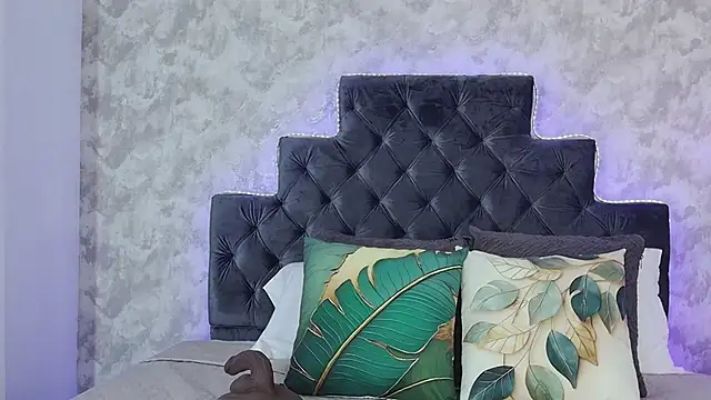 elizabeth coleman online show from 8, 4, 2026