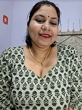 MOM-SUN-COUPLE online show from 22, 2, 2025
