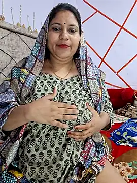 MOM-SUN-COUPLE online show from 26, 2, 2025