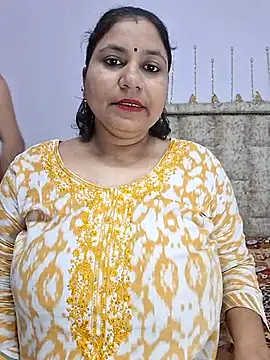 MOM-SUN-COUPLE online show from 21, 3, 2025