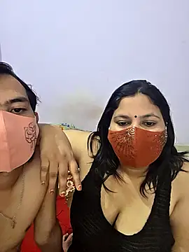 MOM-SUN-COUPLE online show from 9, 9, 2025