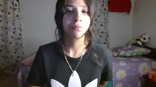 mia  lopez  online show from 27, 2, 2025